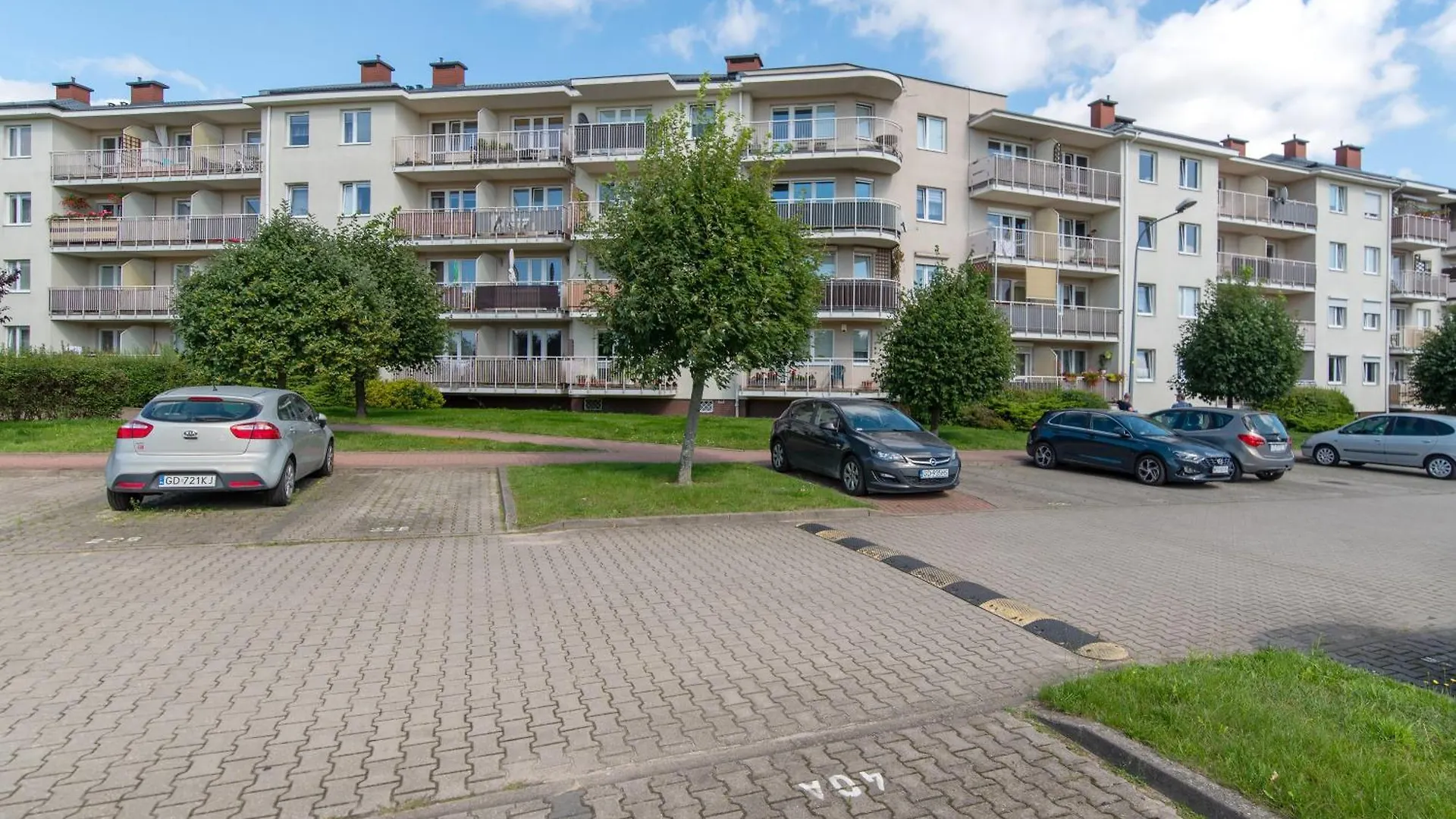 Apartment Gdansk Rogalinska Apt - Parking, Balcony&Workspace - By Rentujemy